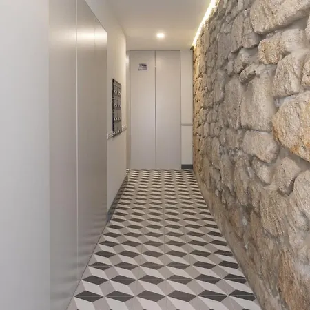Host Wise - Enchanting Design Flat - Premium Location Porto
